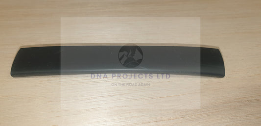 Double Lip T-Trim for 15mm Board (Black)